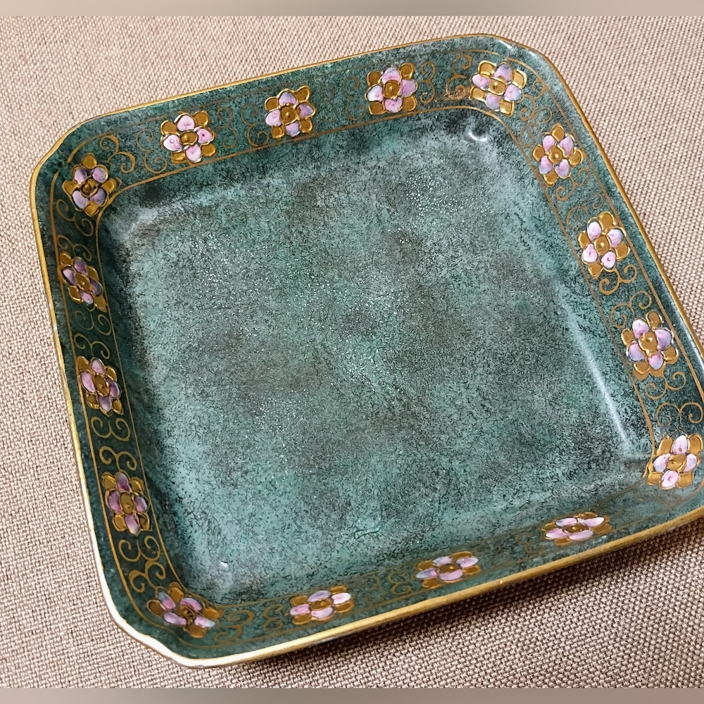 TOYO by H. F. P. Macau  Hand Painted Floral Ceramic Dish 5 7/8" Pre-owned Vtg.